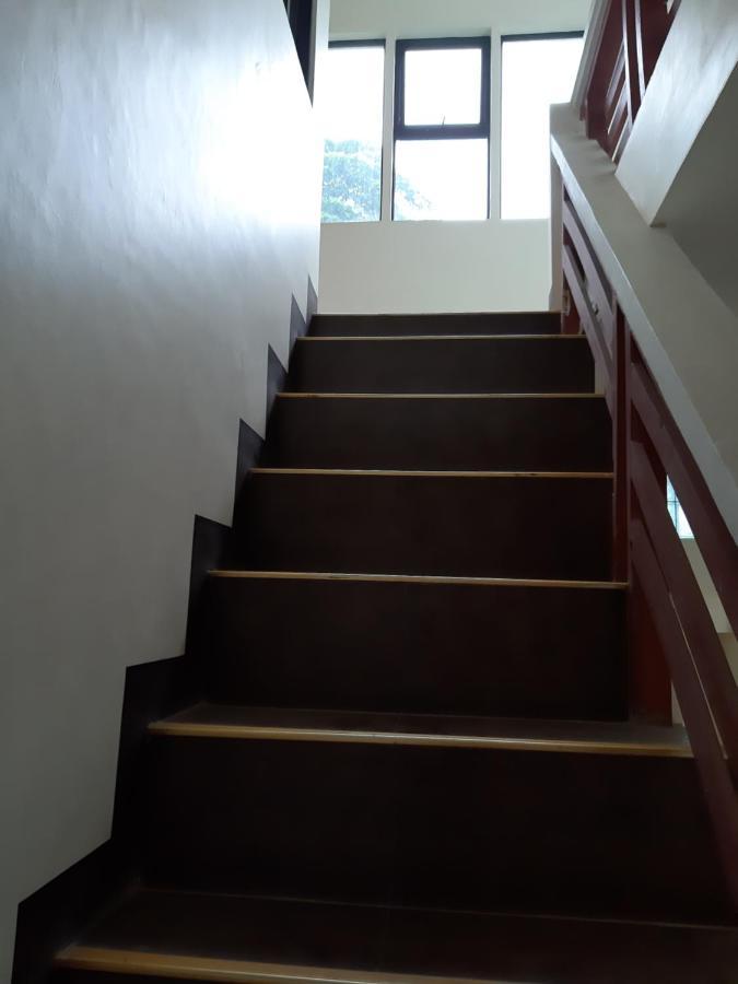 Limestone View Inn إل نيدو المظهر الخارجي الصورة
